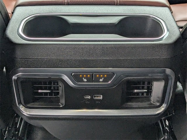 Used 2024 GMC Sierra 3500 Denali Ultimate image 17