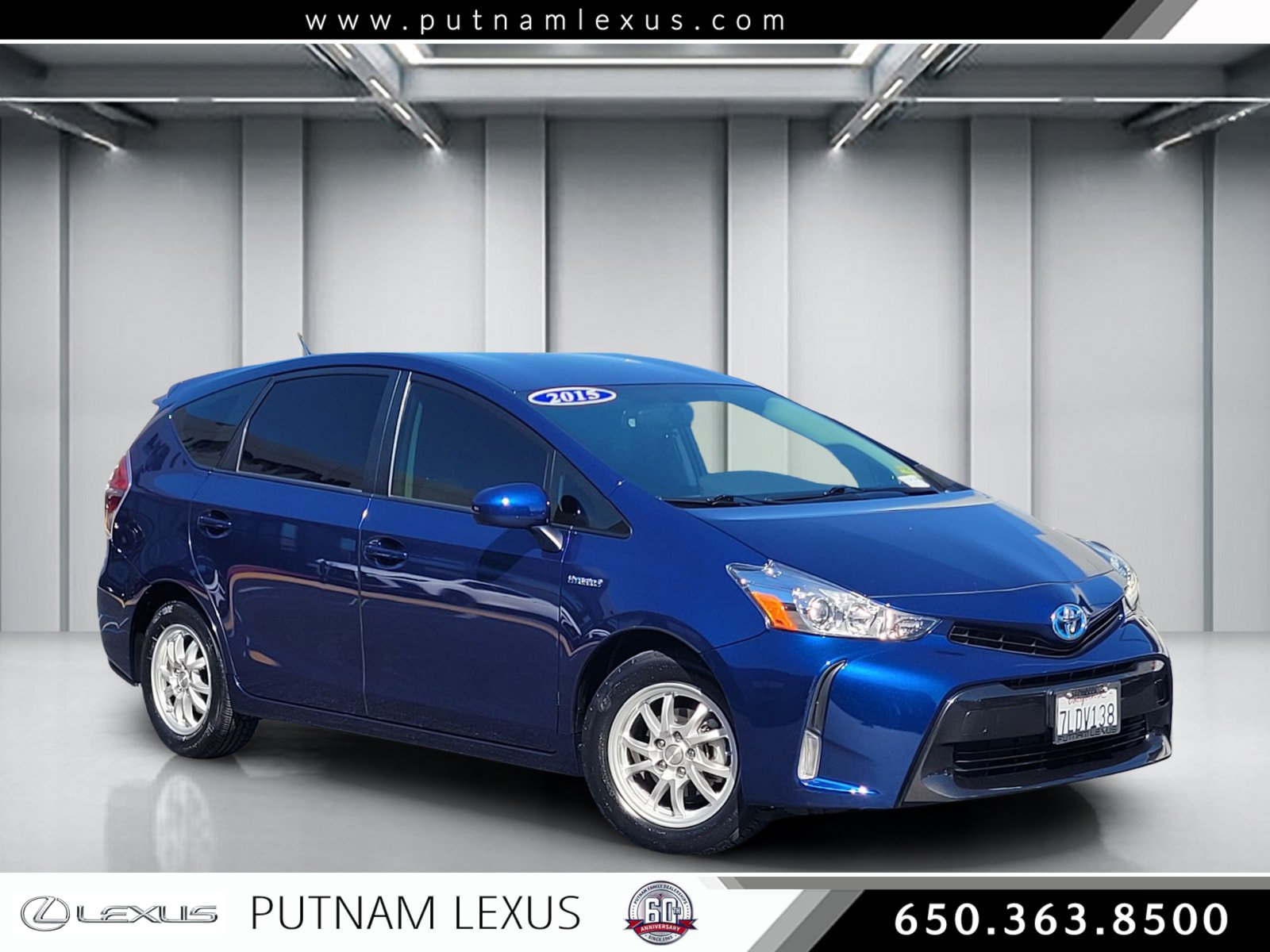 Used 2015 Toyota Prius V Three FWD image 1