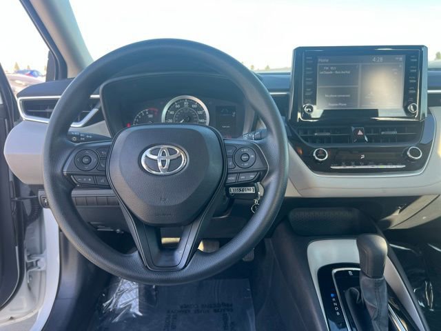 Used 2022 Toyota Corolla LE w/ Carpet Mat Package (TMS) image 12