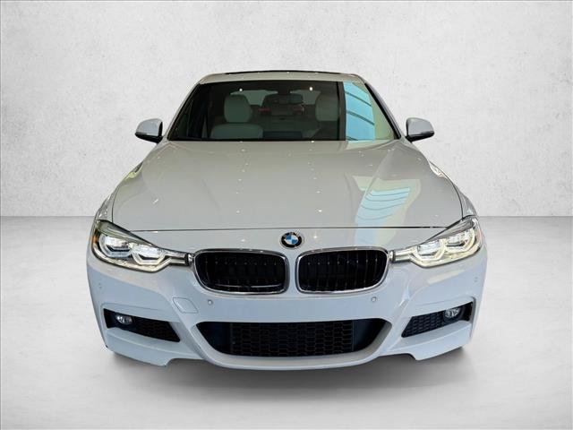 Used 2018 BMW 340i Sedan w/ Executive Package RWD image 2