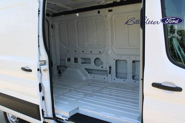 New 2025 Ford Transit 250 148 Medium Roof image 7