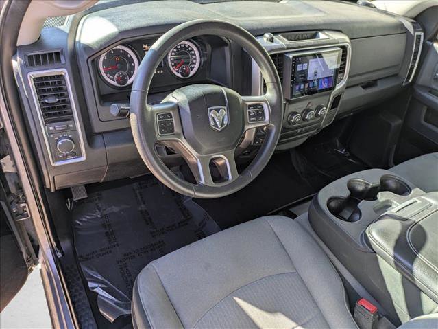 Used 2021 RAM 1500 Classic SLT image 9