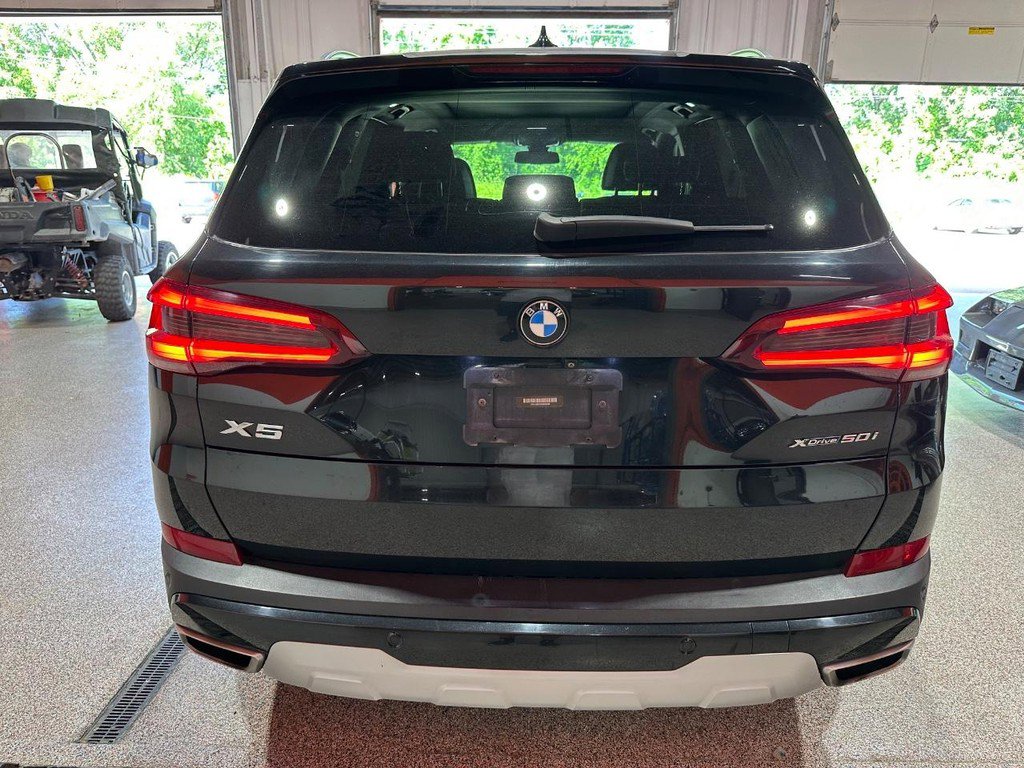 Used 2020 BMW X5 xDrive50i w/ Premium Package AWD/4WD image 6
