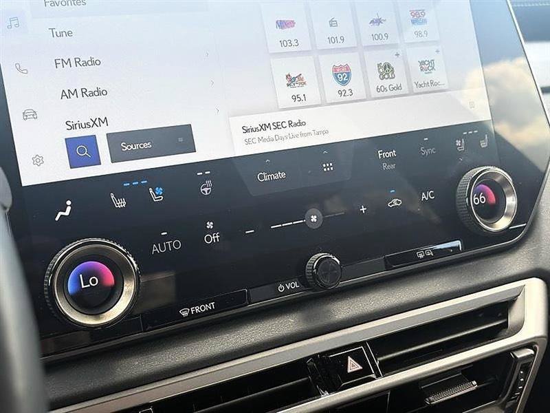 Used 2023 Lexus RX 350 Premium Plus w/ Cold Area Package FWD image 29