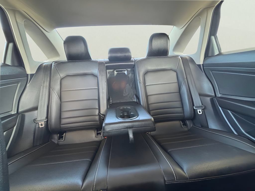 Used 2024 Volkswagen Jetta SE FWD image 29