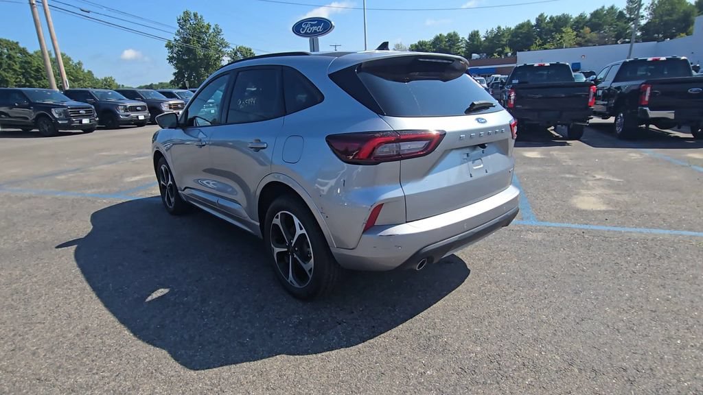 Used 2023 Ford Escape ST-Line Select w/ Tech Pack #2 AWD/4WD image 17