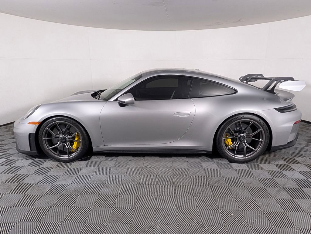 Certified 2026 Porsche 911 GT3 RWD image 2