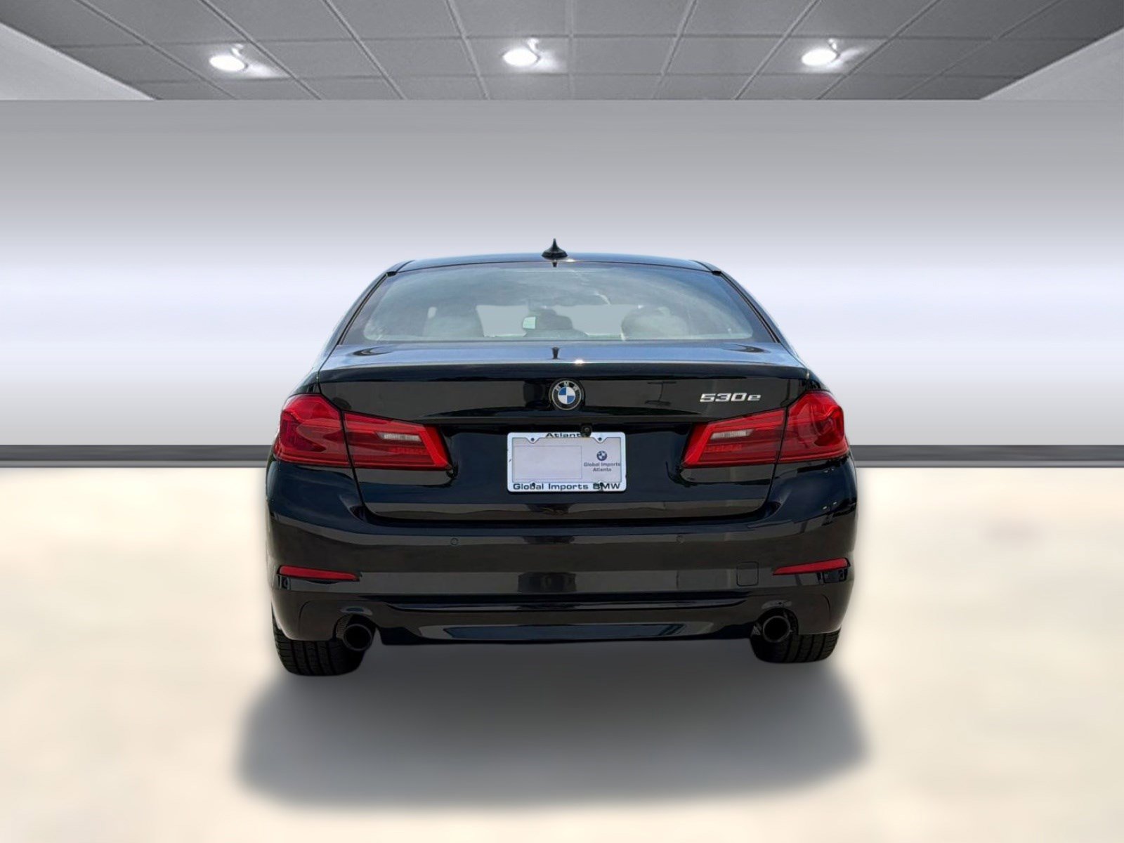 Used 2018 BMW 530e xDrive AWD/4WD image 9