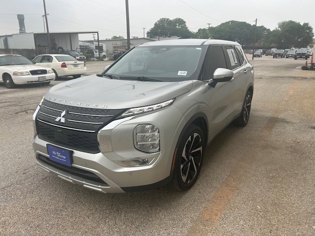 Used 2023 Mitsubishi Outlander SE FWD image 5