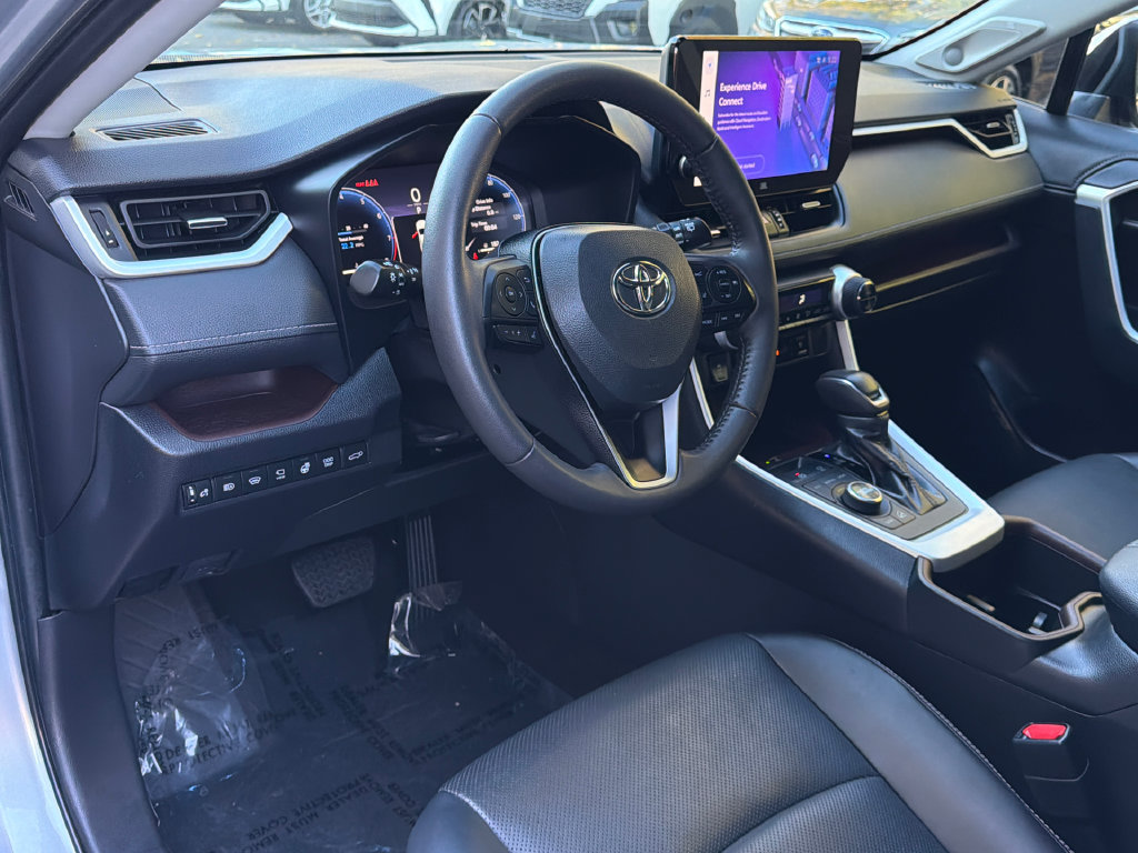 Used 2023 Toyota RAV4 Limited AWD/4WD image 21