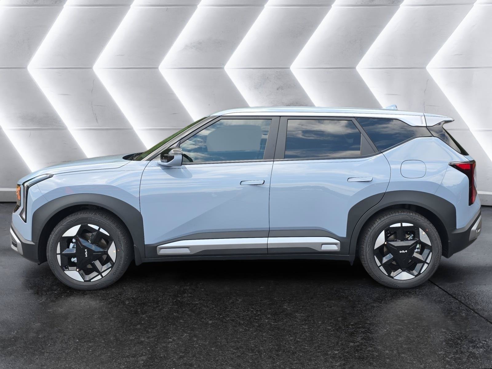 New 2027 Kia Seltos EX FWD image 2