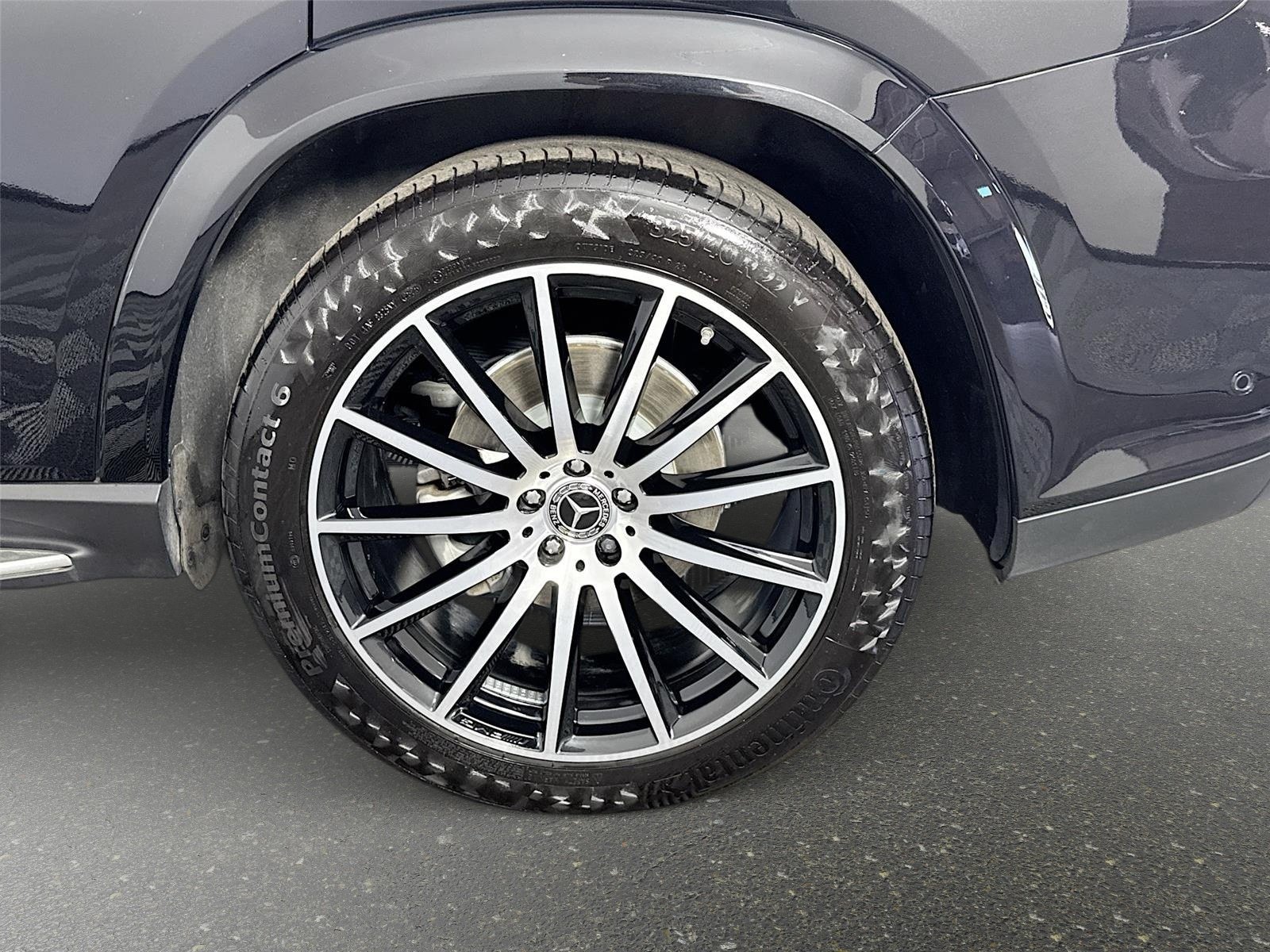 Used 2024 Mercedes-Benz GLS 580 4MATIC image 33
