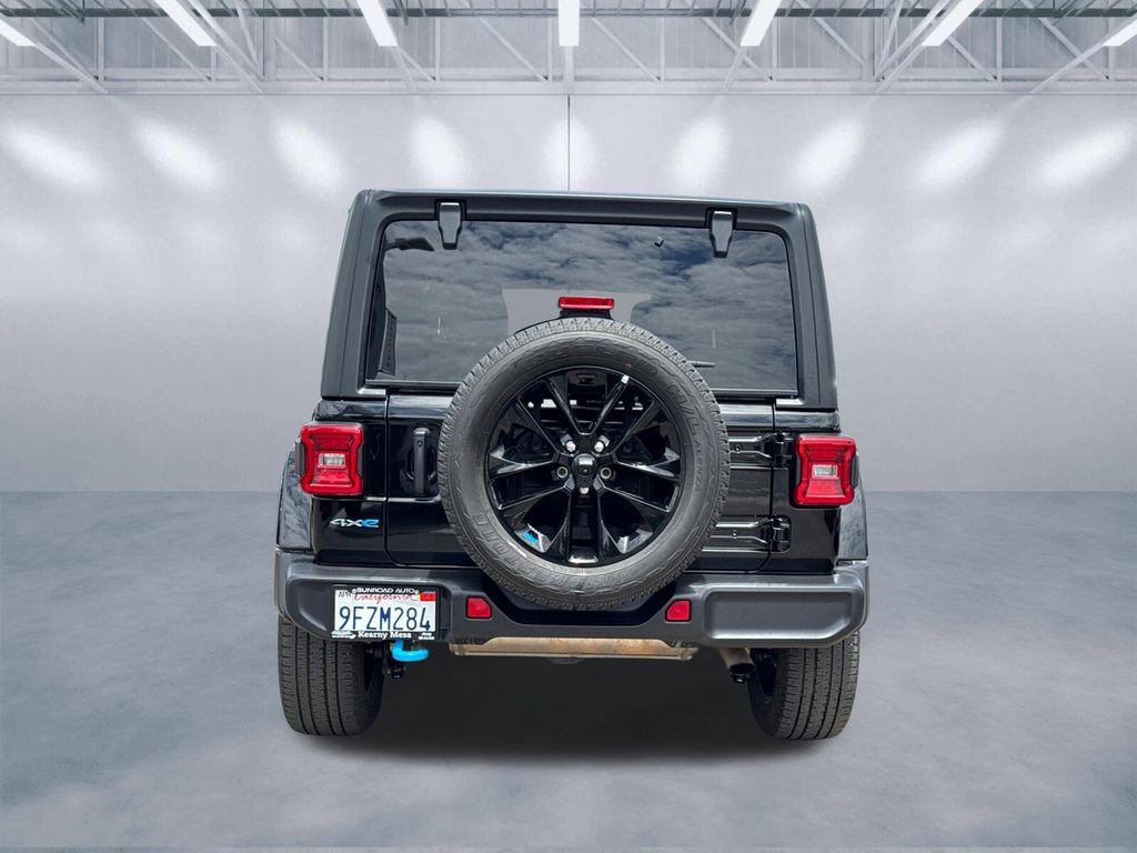Certified 2023 Jeep Wrangler Unlimited Sahara AWD/4WD image 5