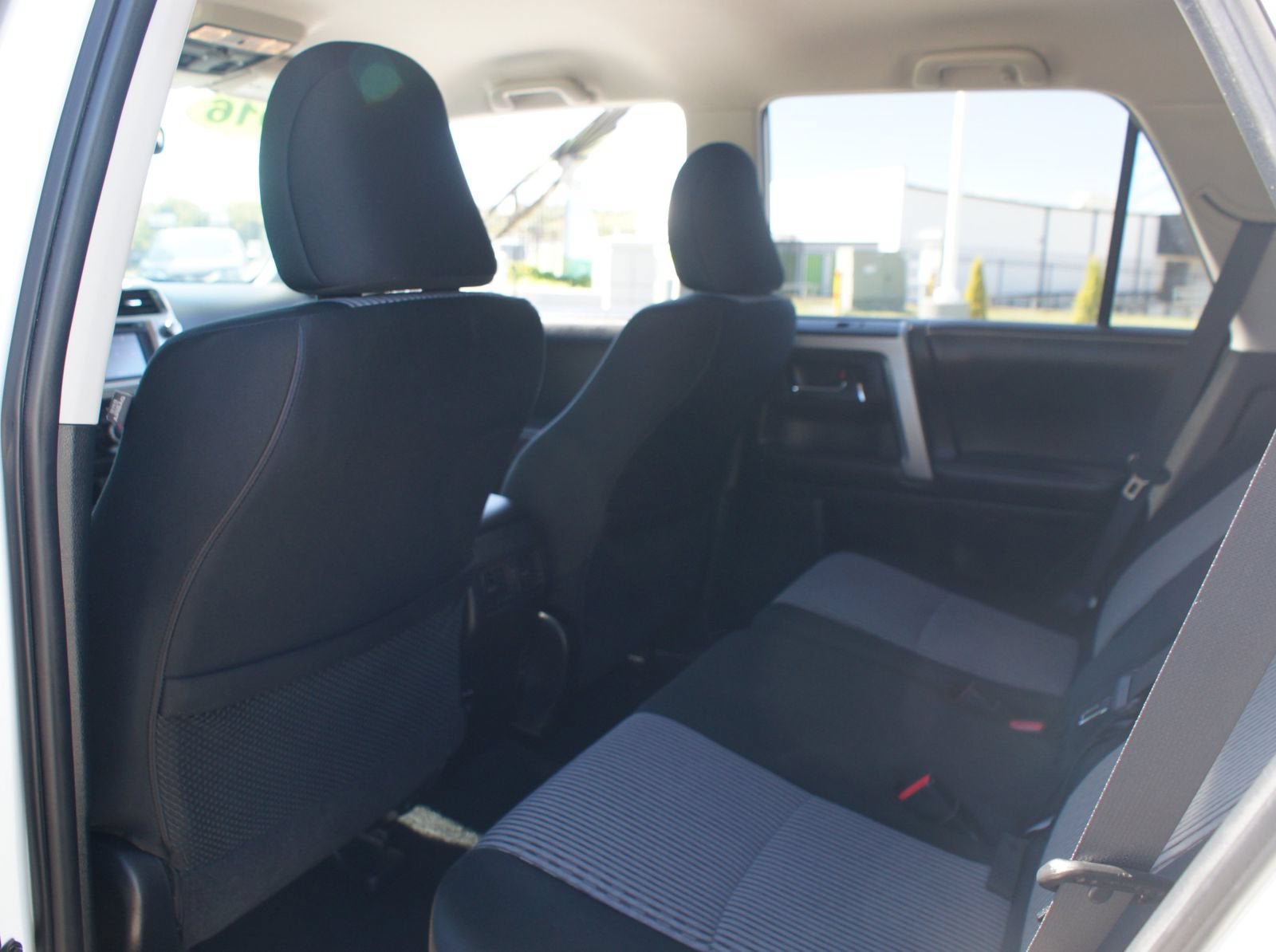 Used 2016 Toyota 4Runner SR5 AWD/4WD image 14