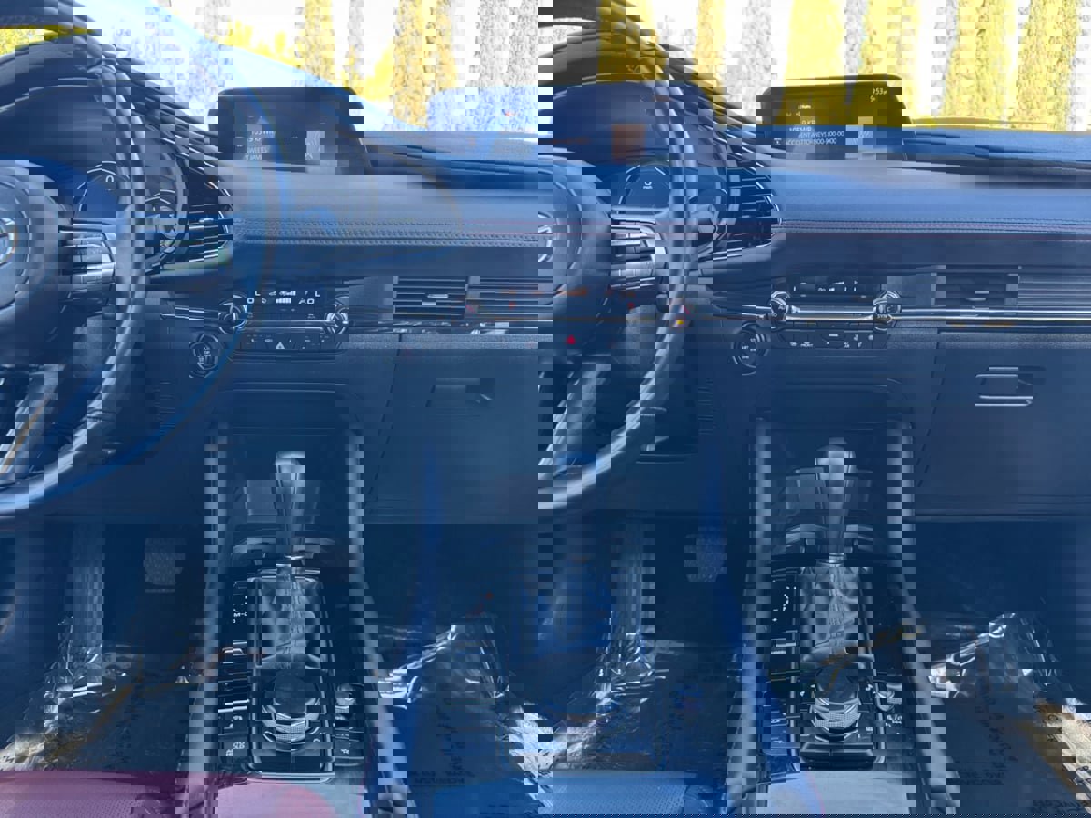 Used 2023 MAZDA MAZDA3 s image 15