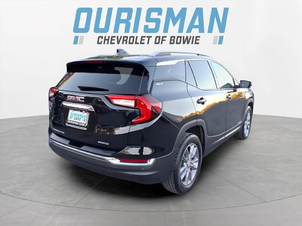 Certified 2023 GMC Terrain SLT AWD/4WD image 2