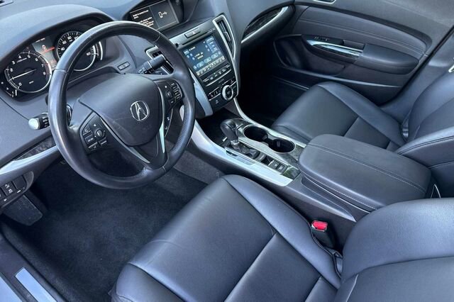 Used 2018 Acura TLX image 10