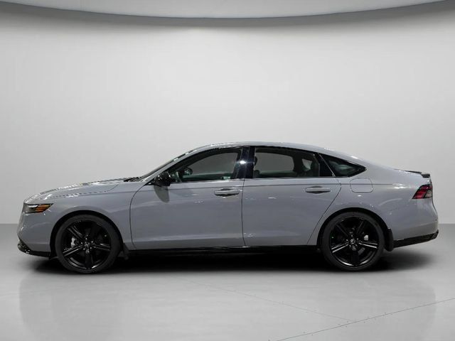 Used 2023 Honda Accord Sport image 8
