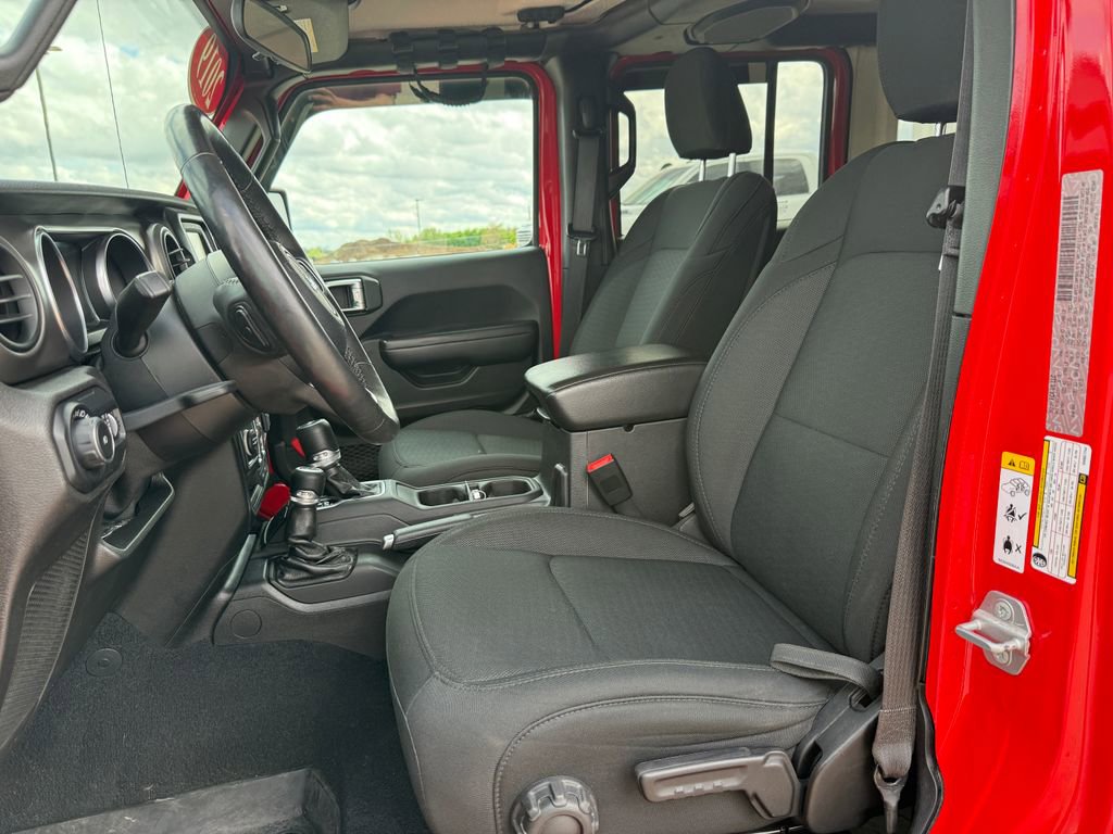 Used 2019 Jeep Wrangler Unlimited Sport S AWD/4WD image 26