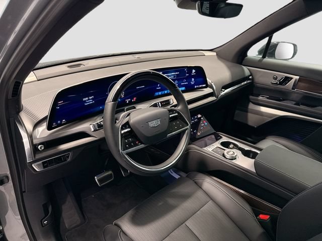 Certified 2026 Cadillac Vistiq Luxury AWD/4WD image 8