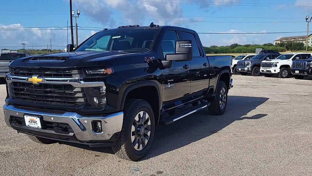 New 2026 Chevrolet Silverado 2500 LT w/ Texas Edition image 2