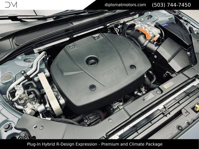 Used 2022 Volvo S60 T8 R-Design Expression w/ Premium Package AWD/4WD image 49