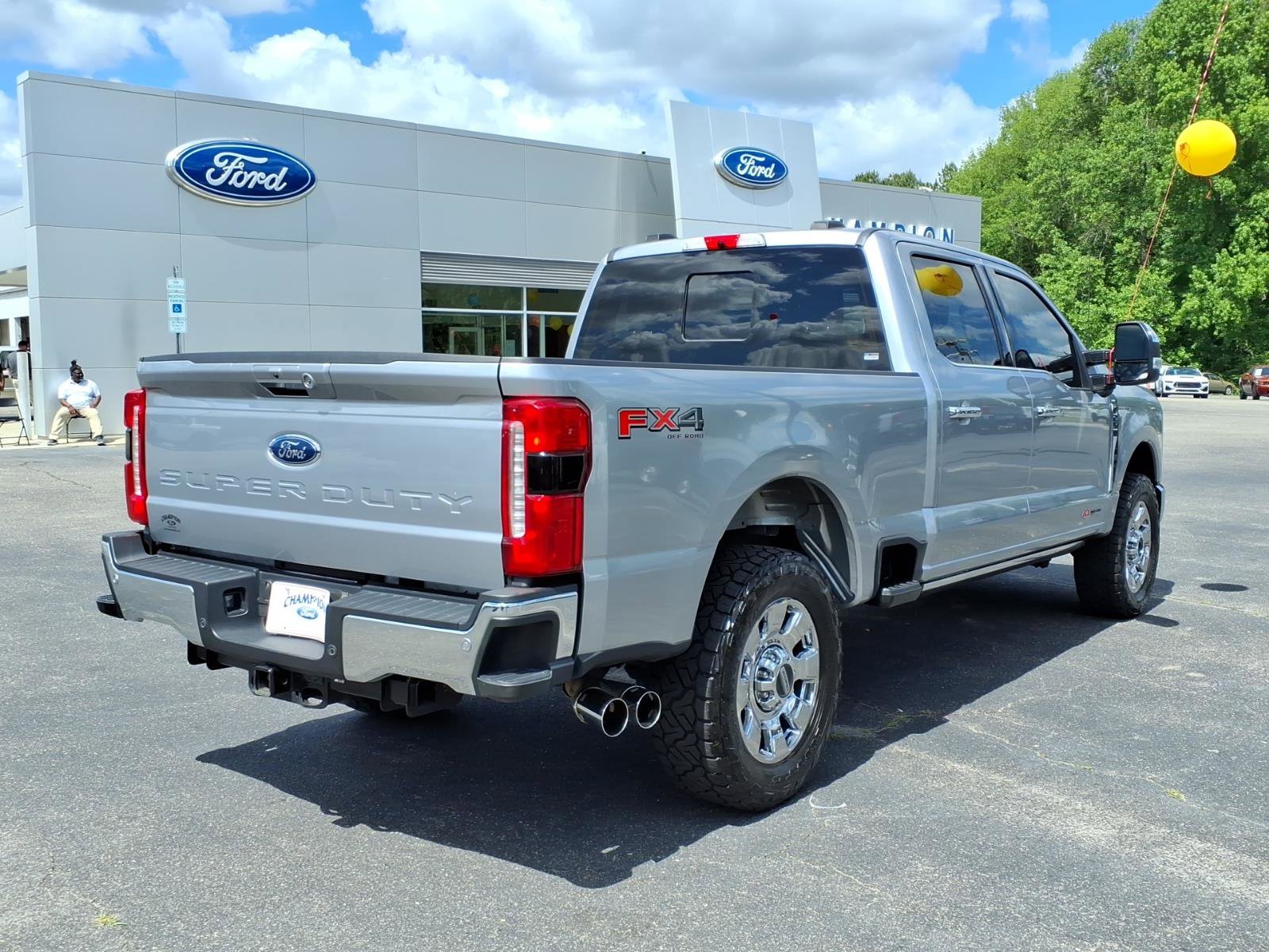 Used 2024 Ford F250 Lariat w/ Lariat Ultimate Package AWD/4WD image 26