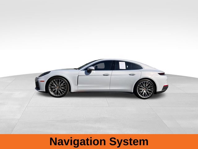 Used 2025 Porsche Panamera w/ Premium Package image 2