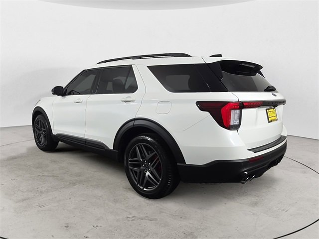 Certified 2025 Ford Explorer ST image 3