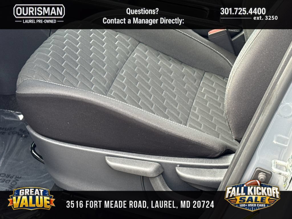 Used 2023 Nissan Kicks SV FWD image 7