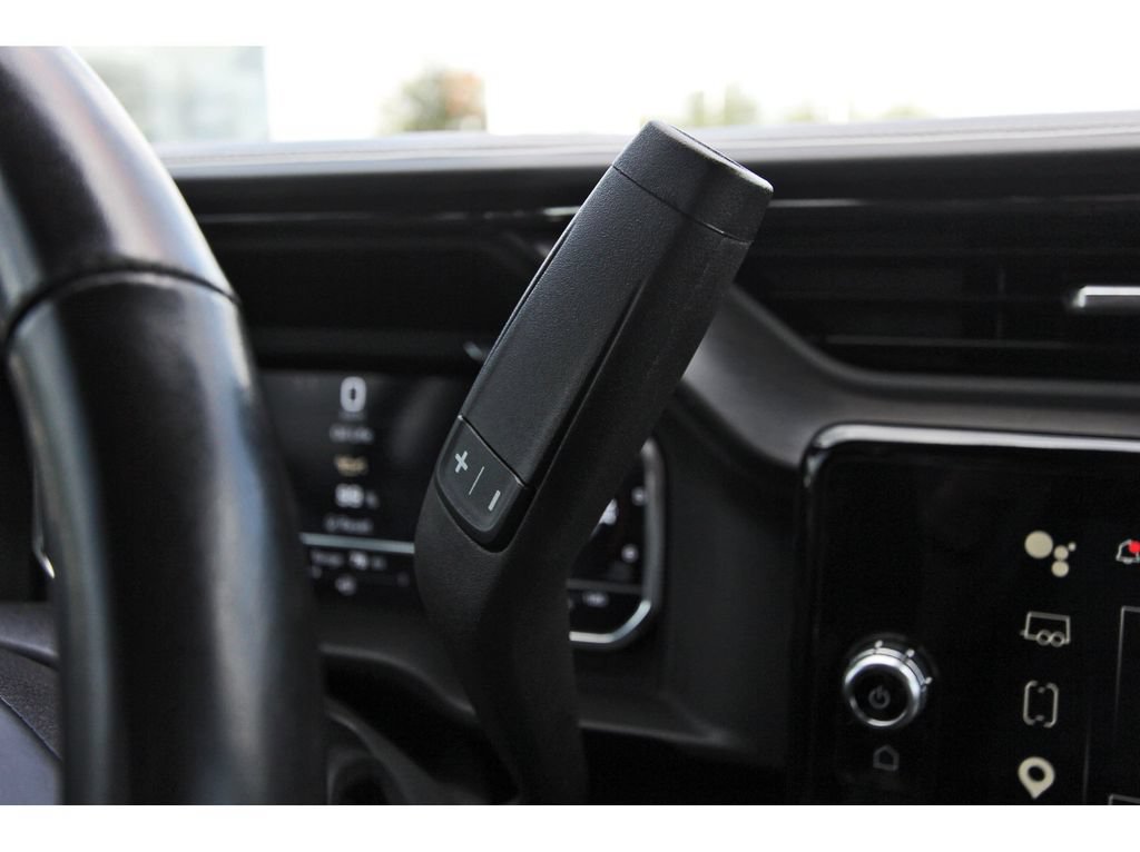 Used 2025 GMC Sierra 2500 AT4X AWD/4WD image 22