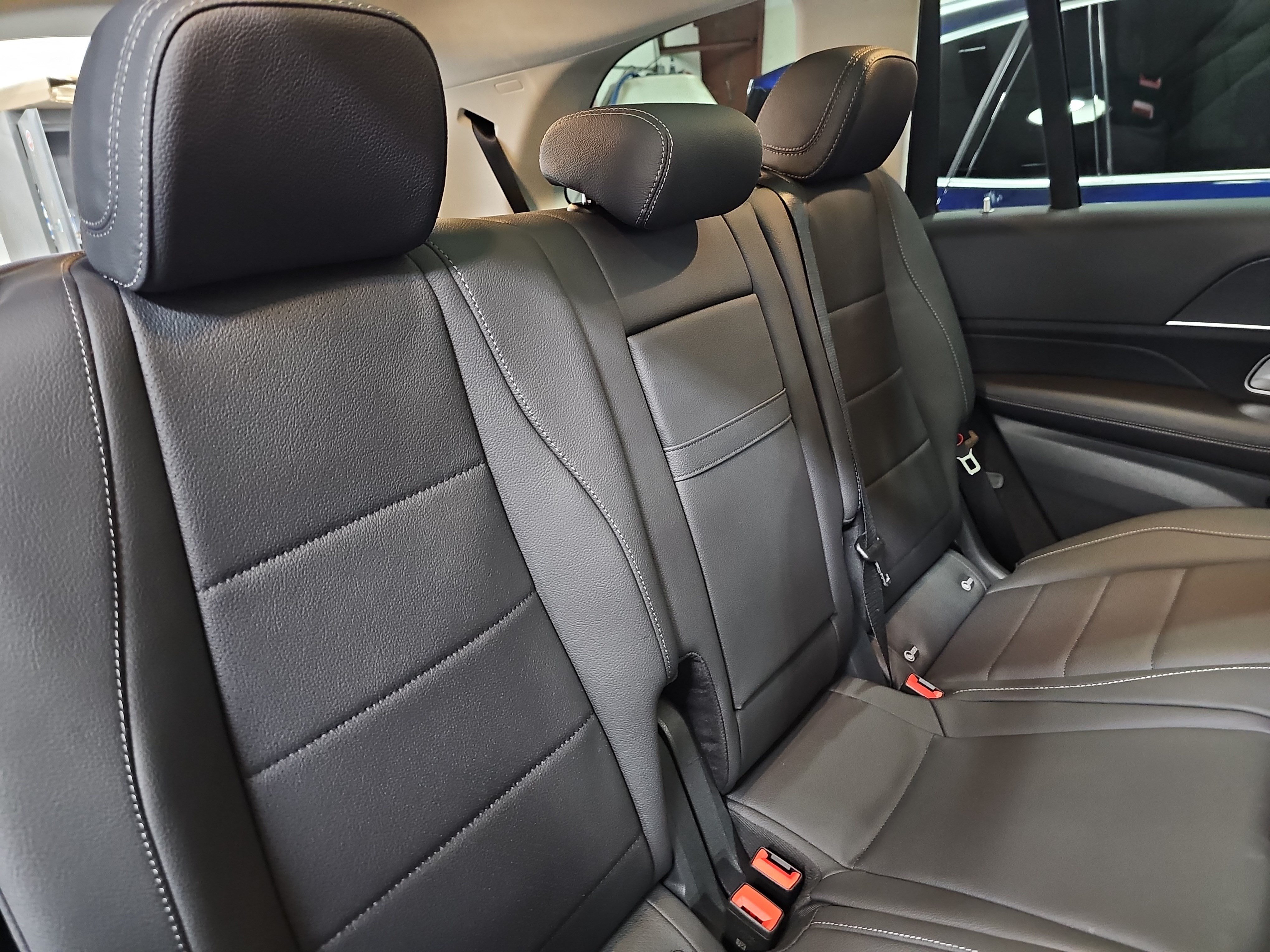New 2026 Mercedes-Benz GLS 450 4MATIC image 12