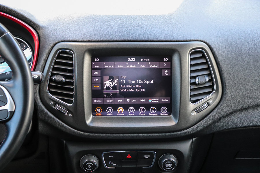 Used 2020 Jeep Compass Trailhawk w/ Safety & Security Group AWD/4WD image 15