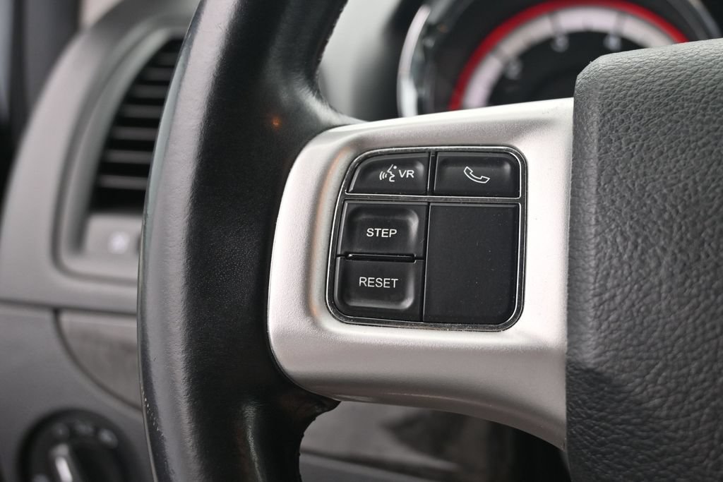 Used 2016 Dodge Grand Caravan SE w/ Quick Order Package 29E SE FWD image 26