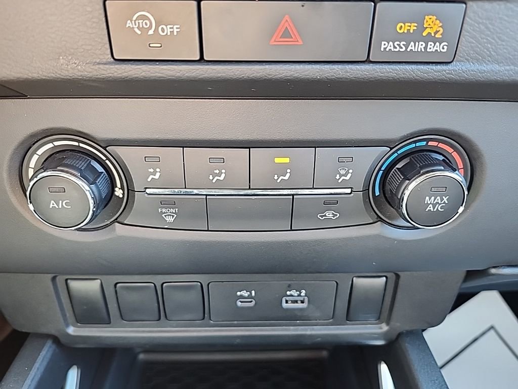 Used 2023 Nissan Frontier SV image 26