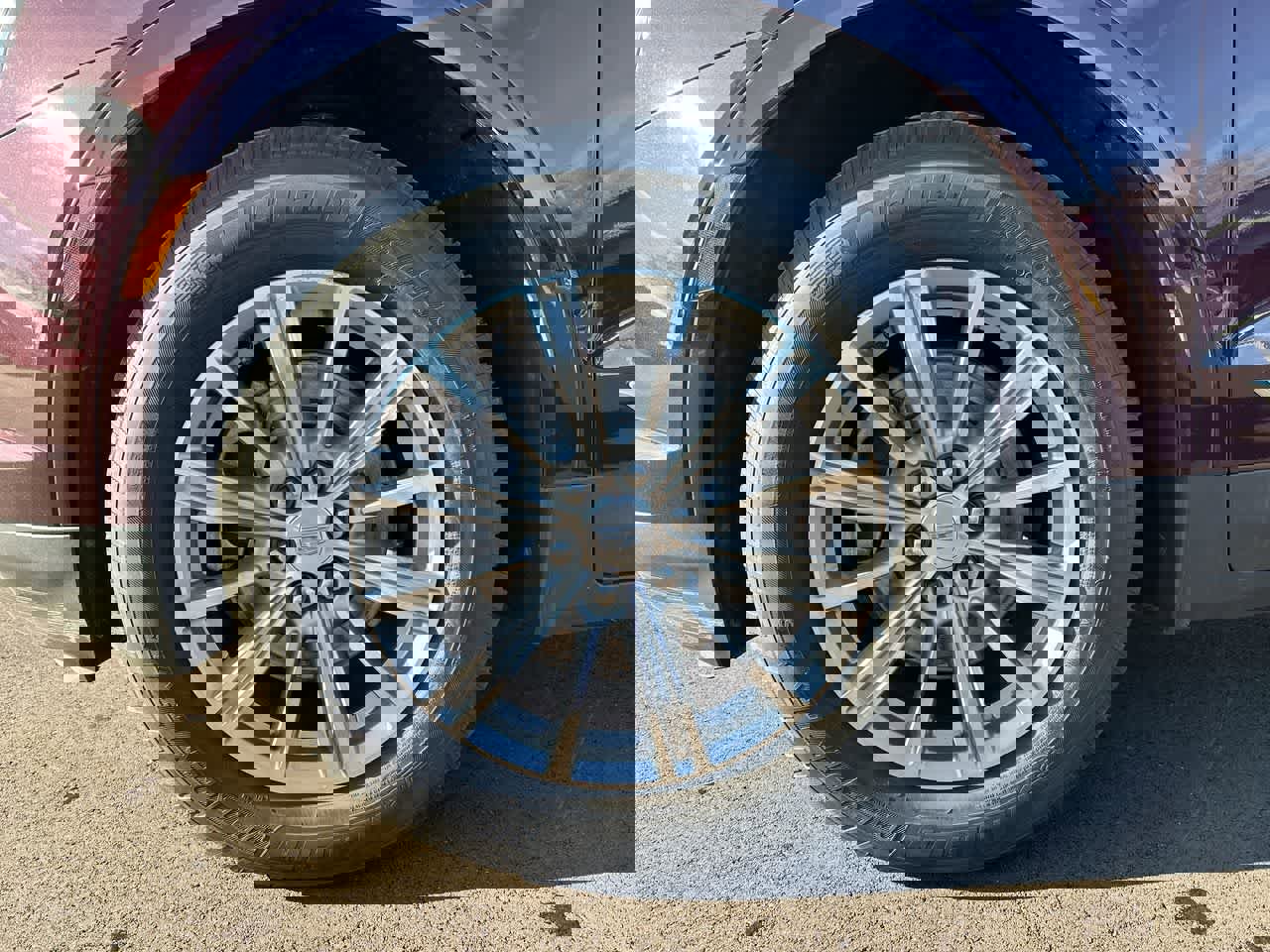 Used 2017 Cadillac XT5 Luxury w/ Driver Awareness Package image 19