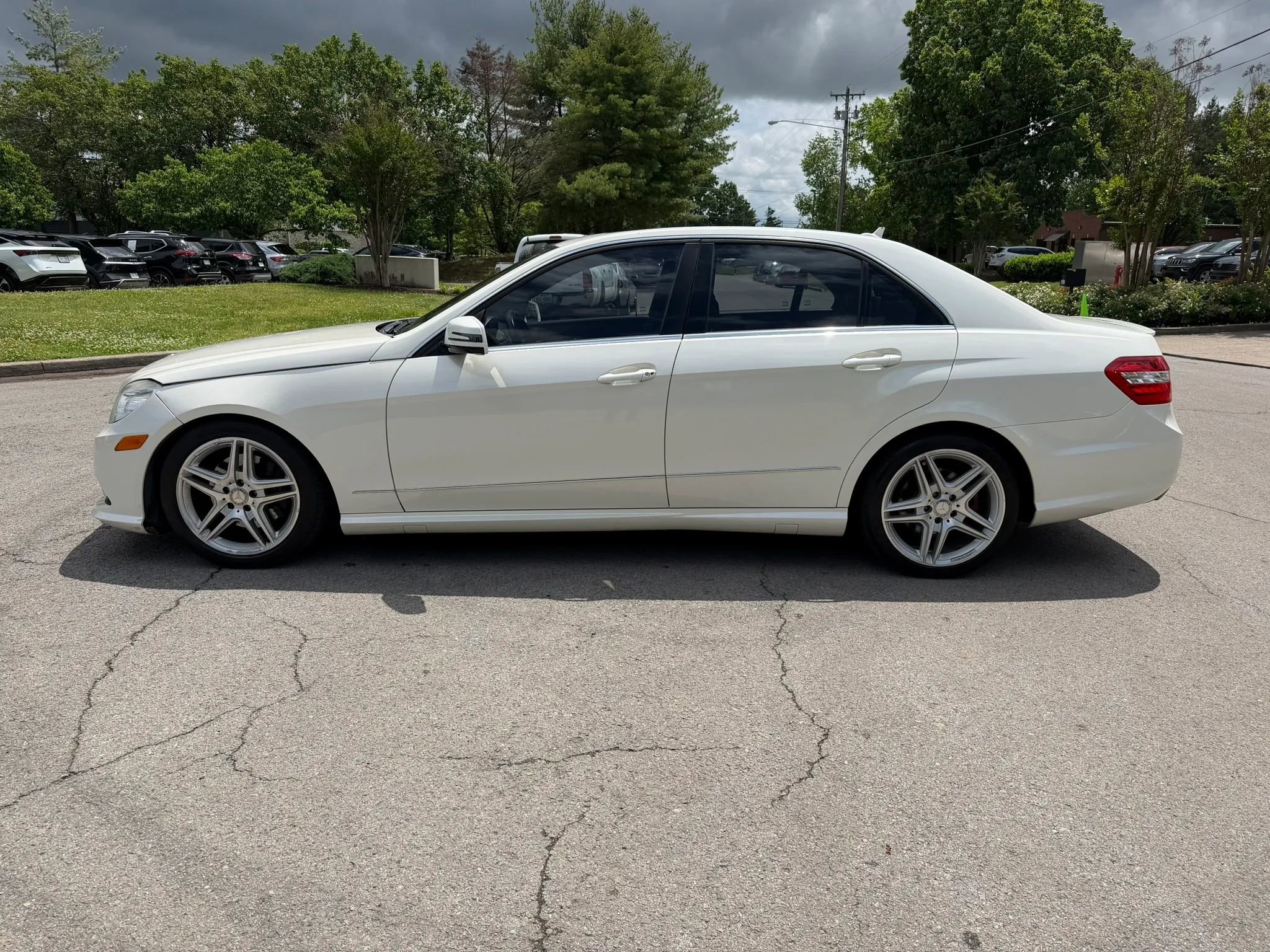Used 2011 Mercedes-Benz E 350 Sedan image 6