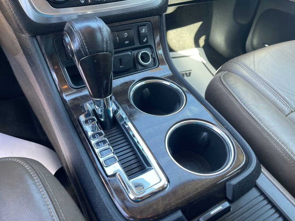 Used 2015 GMC Acadia SLT image 30