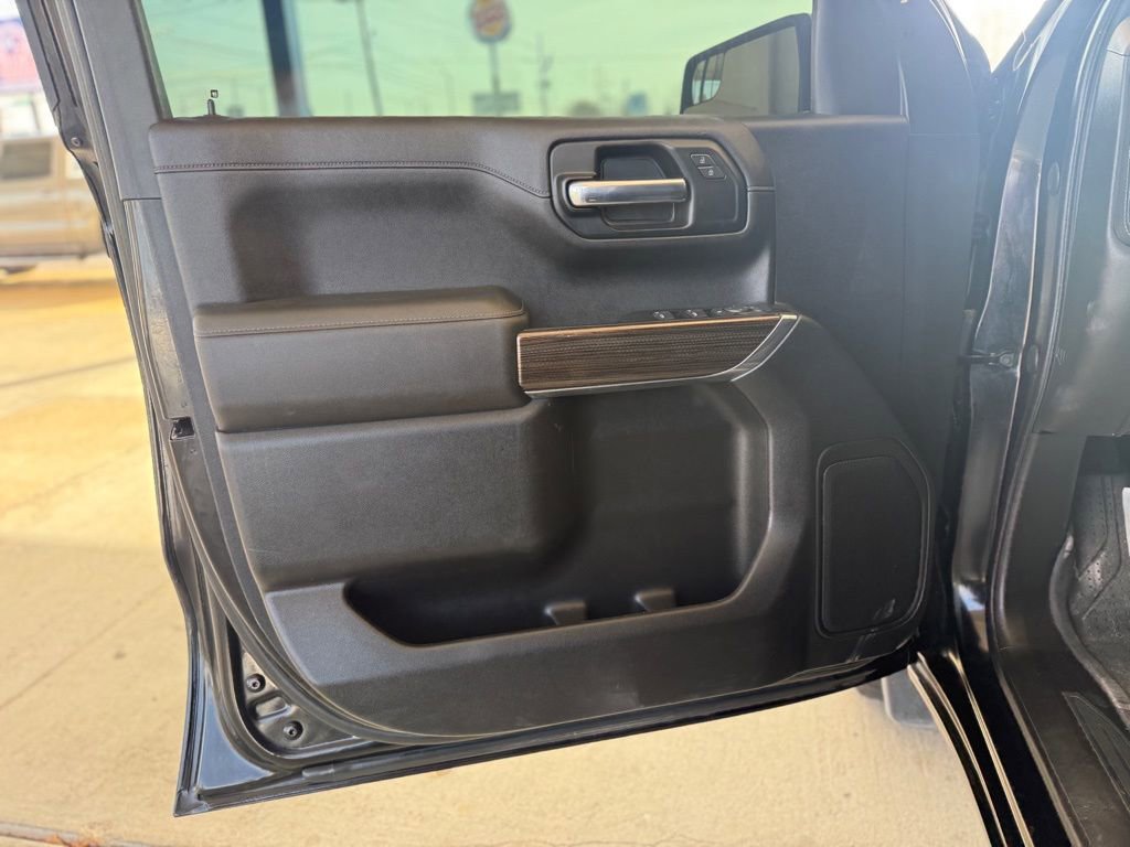 Used 2020 Chevrolet Silverado 1500 LT w/ LT Value Package image 13