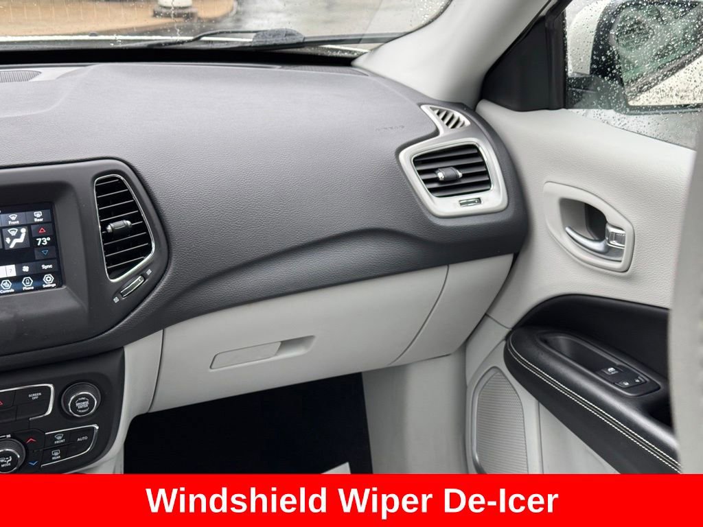 Used 2019 Jeep Compass Latitude w/ Cold Weather Group AWD/4WD image 21