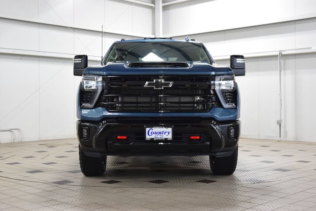 New 2026 Chevrolet Silverado 2500 LTZ w/ LTZ Plus Package AWD/4WD image 2