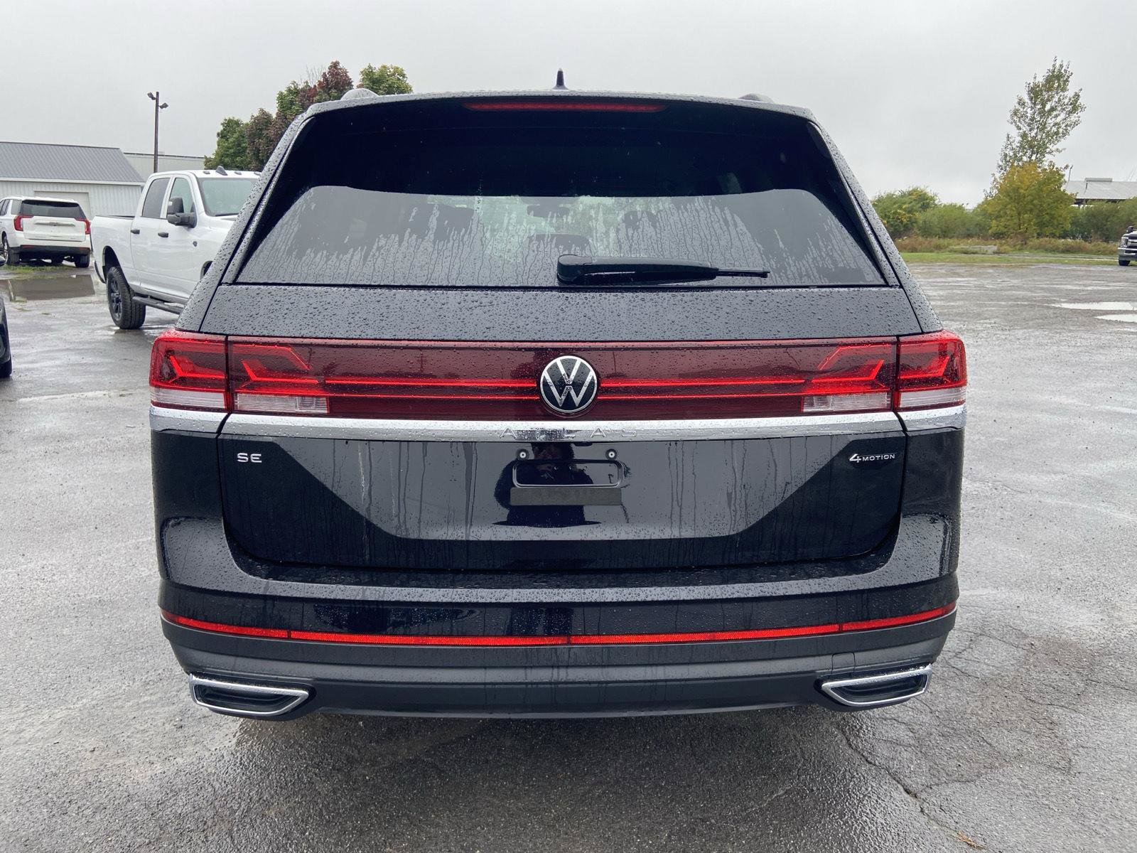 Used 2026 Volkswagen Atlas SE AWD/4WD image 9