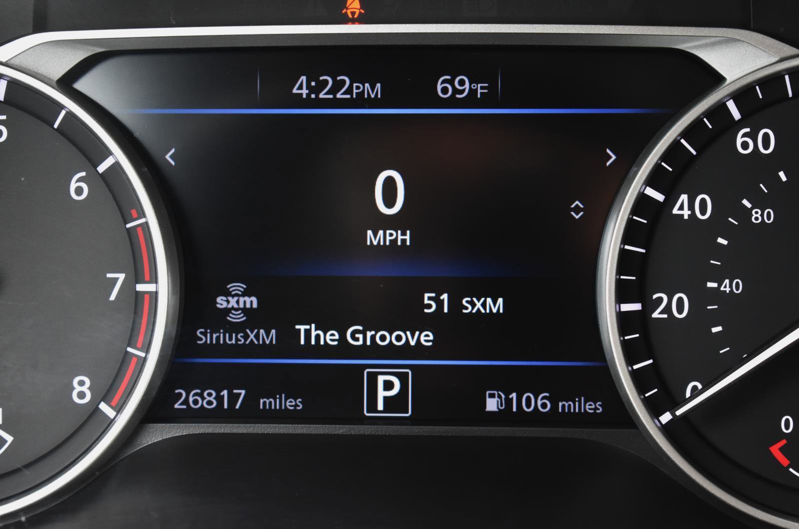 Used 2025 Nissan Sentra SR FWD image 7