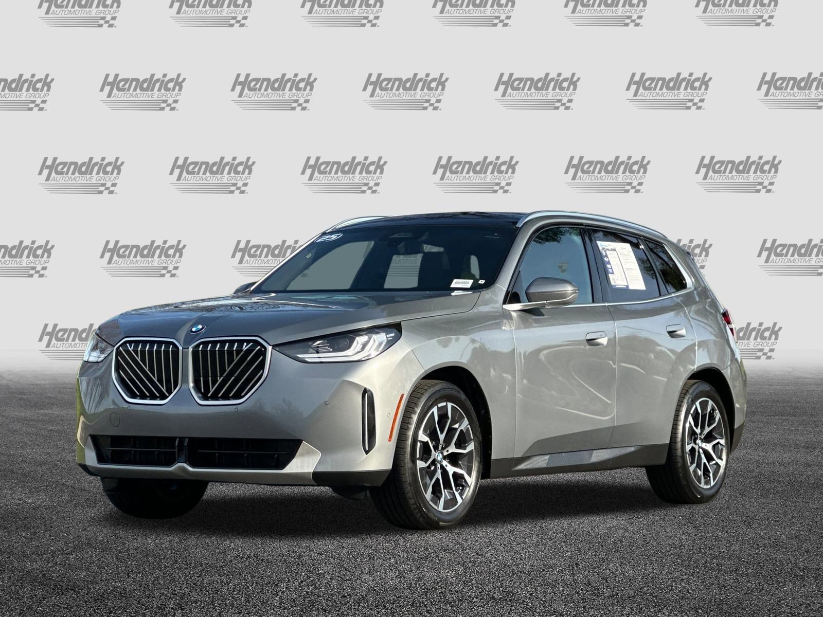 Used 2025 BMW X3 xDrive30i w/ Convenience Package image 9