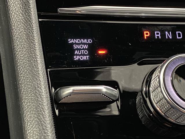 New 2026 Jeep Grand Cherokee Limited w/ Limited Altitude Package AWD/4WD image 23