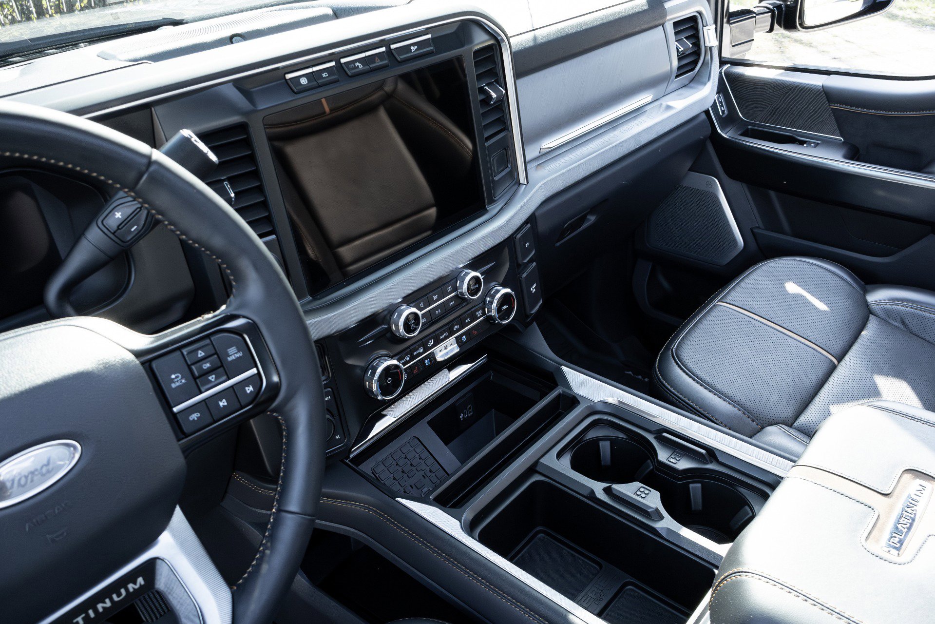 Used 2024 Ford F450 Platinum AWD/4WD image 61