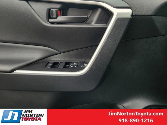 Used 2025 Toyota RAV4 LE image 24