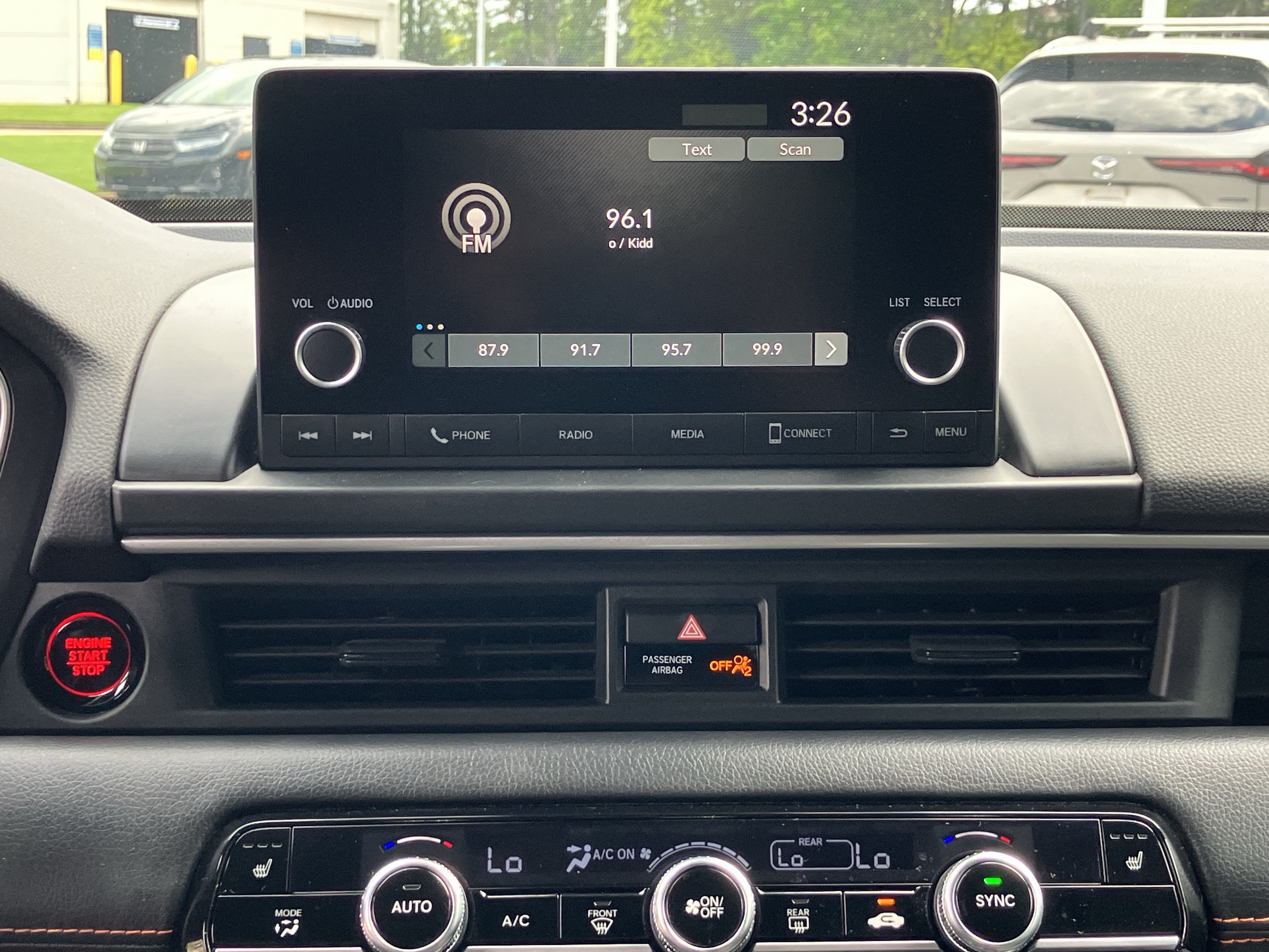 Certified 2025 Honda Pilot Sport image 26