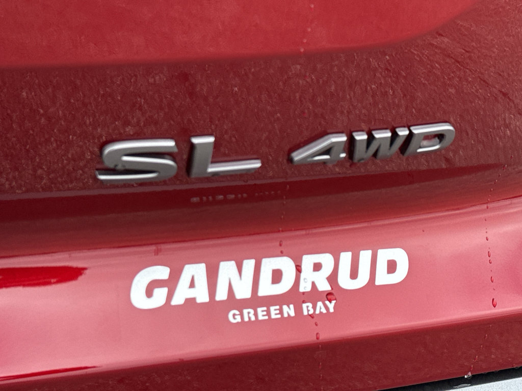 New 2026 Nissan Pathfinder SL image 8