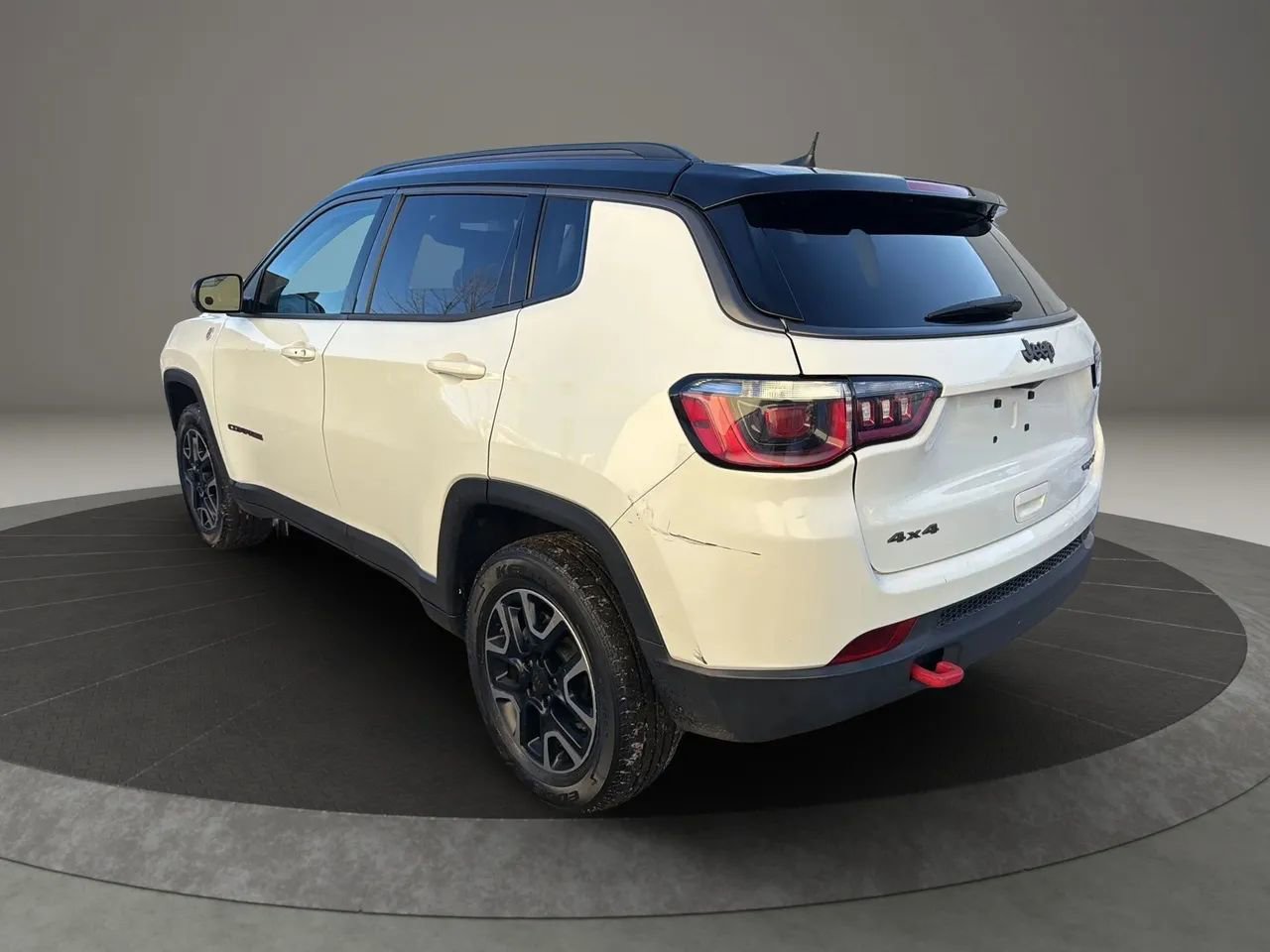 Used 2019 Jeep Compass Trailhawk image 7